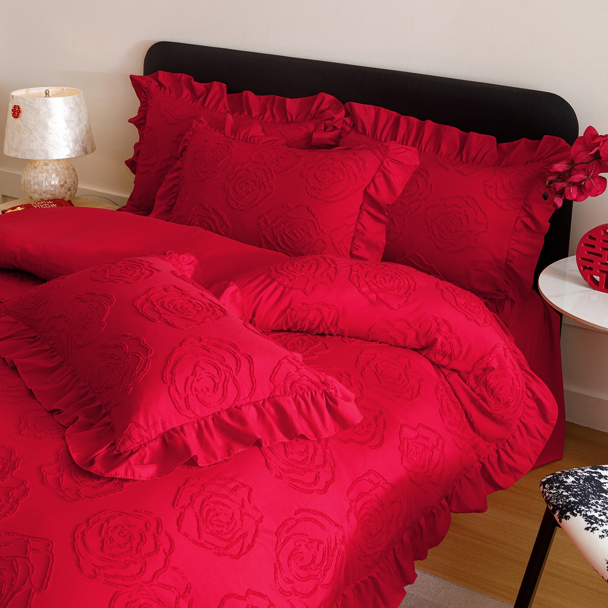 91家纺网 家纺一手货源 找家纺 千希家纺 2025新款加厚斜纹剪花工艺婚庆四件套（提供买家秀） 玫瑰报喜