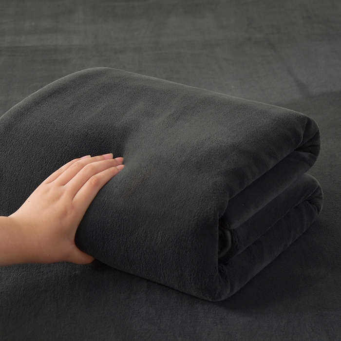 91家纺网 家纺一手货源 找家纺 悠米悠家 2025新款保暖舒适牛奶绒单品床单 黑色