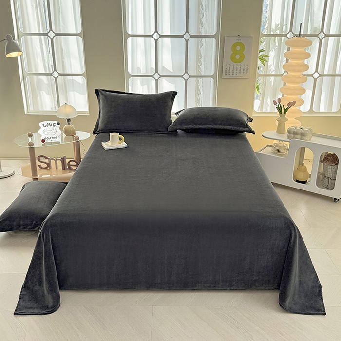 91家纺网 家纺一手货源 找家纺 悠米悠家 2025新款保暖舒适牛奶绒单品床单 黑色