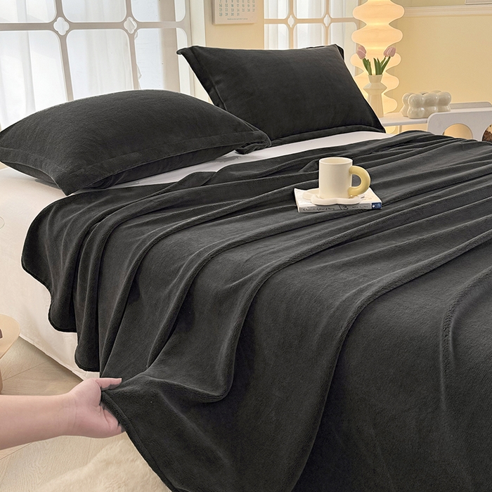 91家纺网 家纺一手货源 找家纺 悠米悠家 2025新款保暖舒适牛奶绒单品床单 黑色