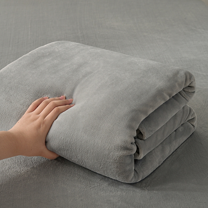 91家纺网 家纺一手货源 找家纺 悠米悠家 2025新款保暖舒适牛奶绒单品床单 灰色