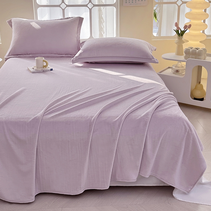 91家纺网 家纺一手货源 找家纺 悠米悠家 2025新款保暖舒适牛奶绒单品床单 粉紫色