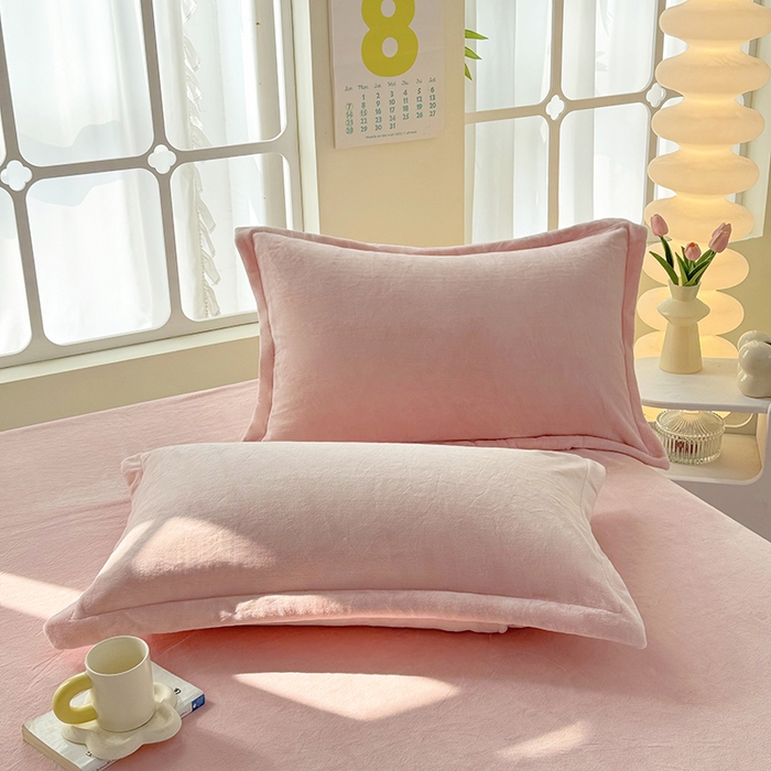 91家纺网 家纺一手货源 找家纺 悠米悠家 2025新款保暖舒适牛奶绒单品床单 粉色