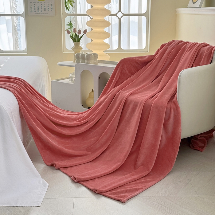 91家纺网 家纺一手货源 找家纺 悠米悠家 2025新款保暖舒适牛奶绒单品床单 西瓜粉