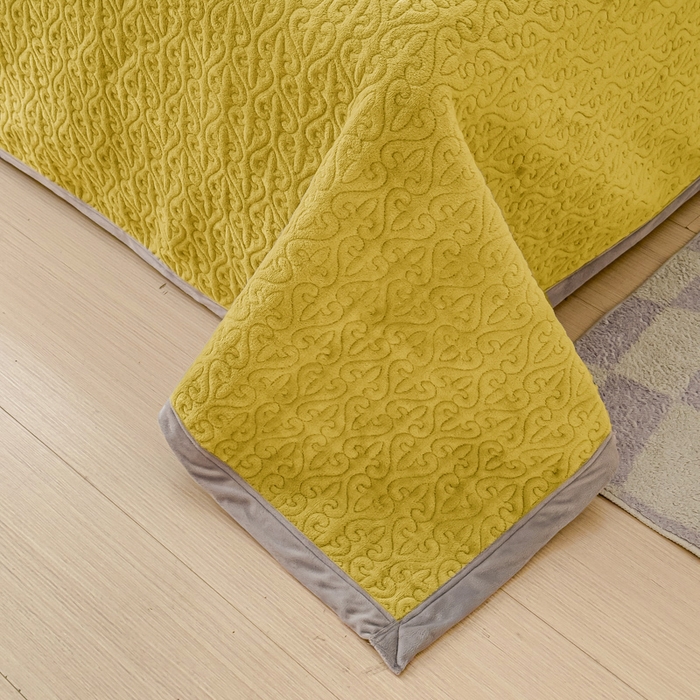 91家纺网 家纺一手货源 找家纺 梦精灵 2025秋冬新款印花牛奶绒单床盖宽边加厚 直角款-姜黄