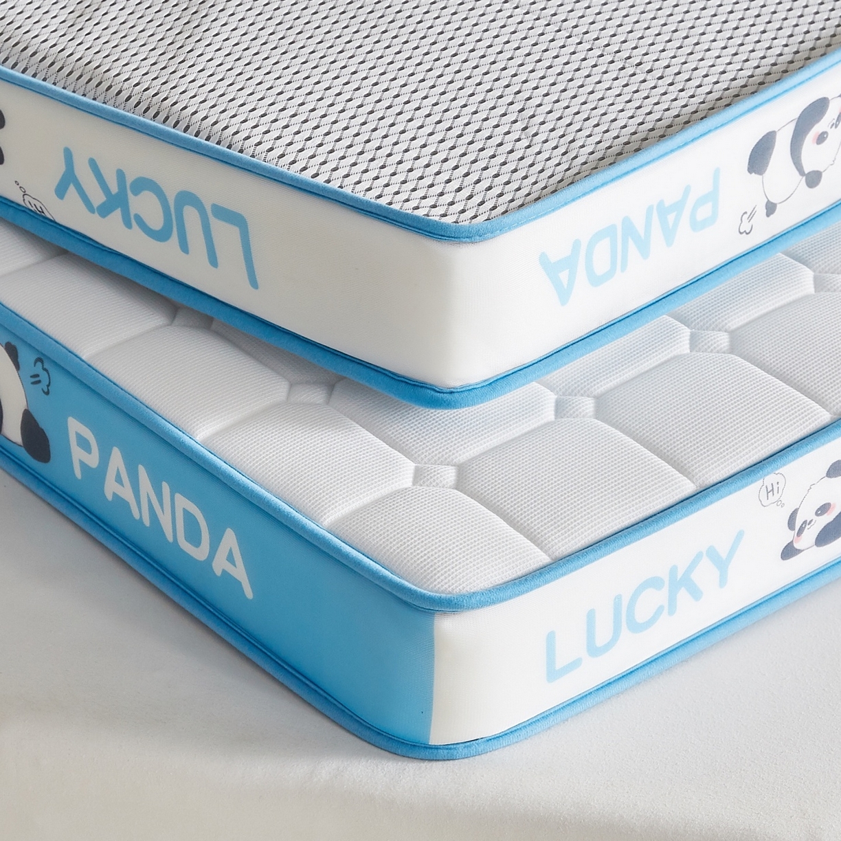 91家纺网 家纺一手货源 找家纺 鑫梦莱 2026新款A类华夫格系列乳胶海绵床垫立体款（成人图） 云水蓝（厚约9cm）