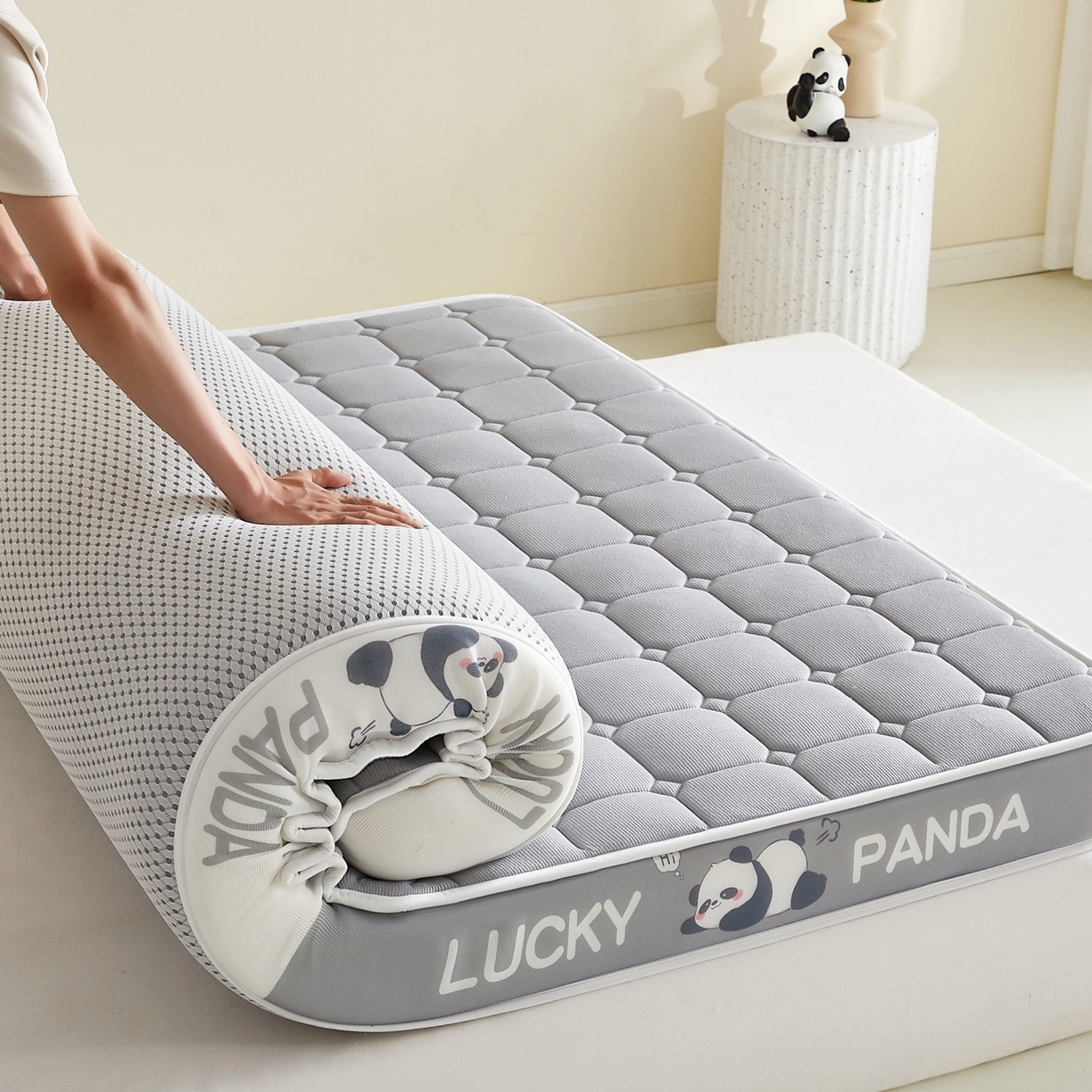 91家纺网 家纺一手货源 找家纺 鑫梦莱 2026新款A类华夫格系列乳胶海绵床垫立体款（成人图） 云烟灰（厚约9cm）