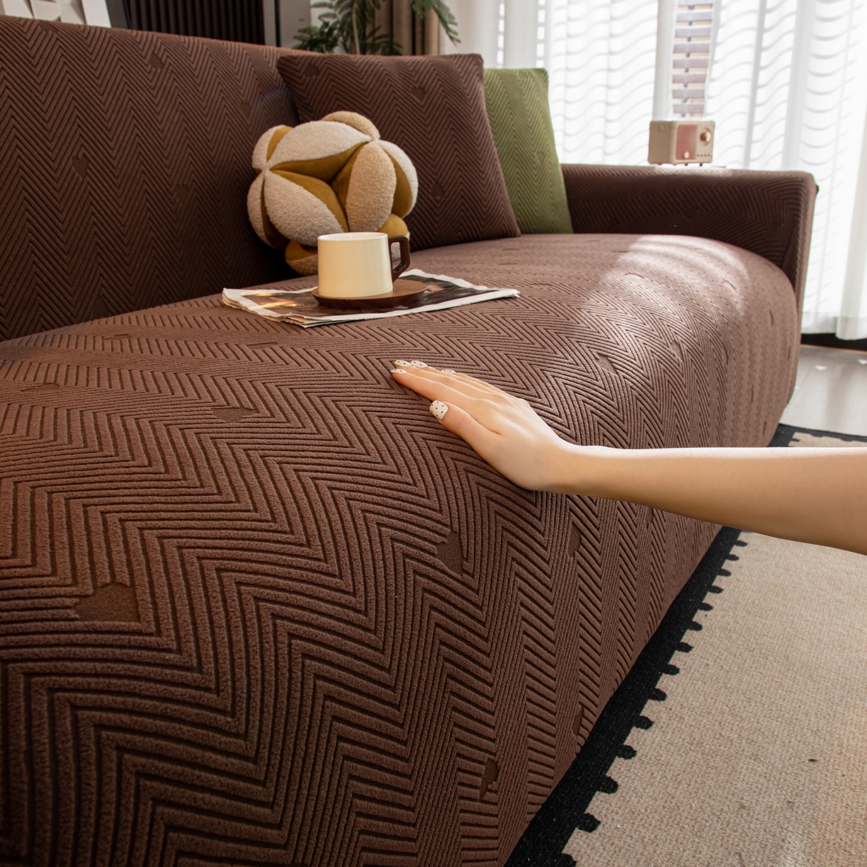 91家纺网 家纺一手货源 找家纺 沐沐家纺 2026新款丘比特沙发套 咖色