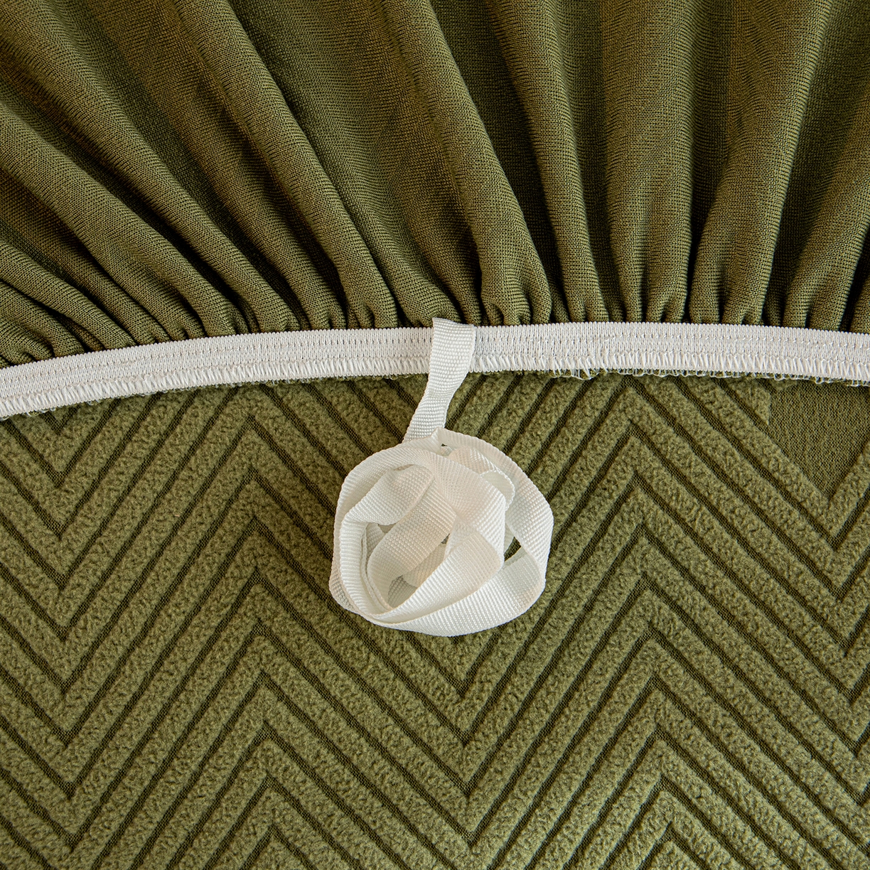 91家纺网 家纺一手货源 找家纺 沐沐家纺 2026新款丘比特沙发套 墨绿