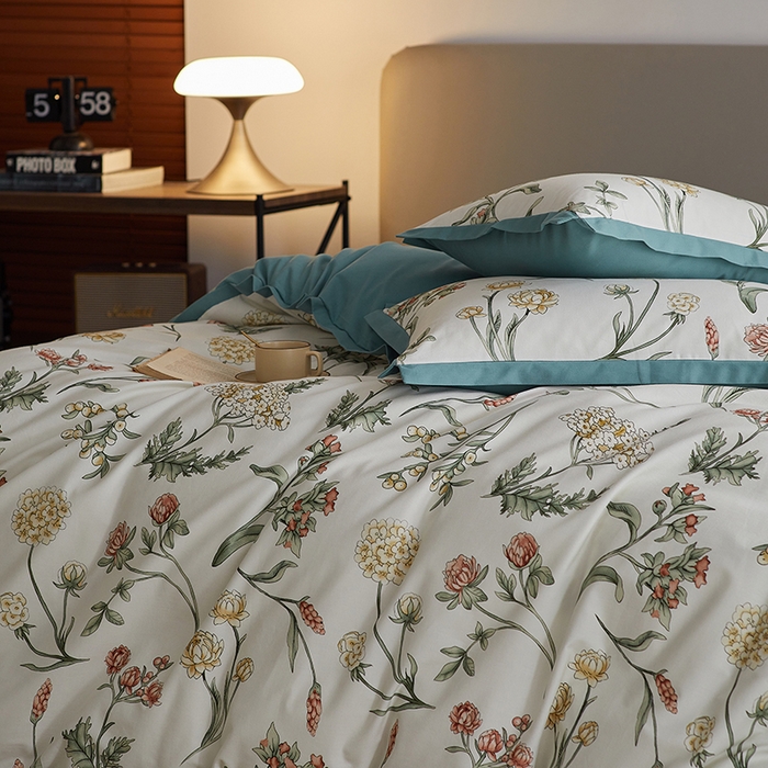 91家纺网 家纺一手货源 找家纺 咏绒家纺工厂店 2025新款全棉高定印花磨毛拼角四件套 春晓