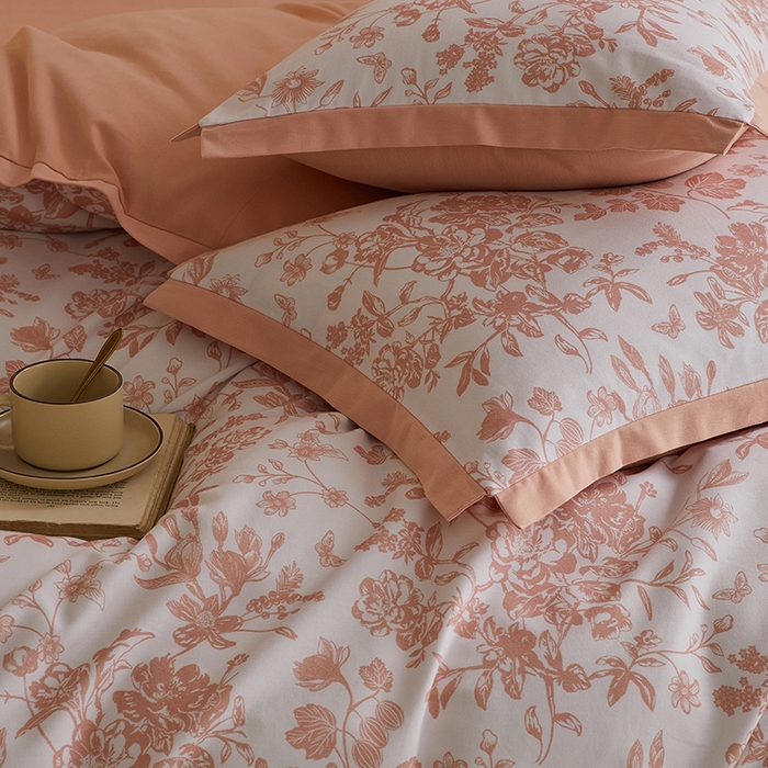 91家纺网 家纺一手货源 找家纺 咏绒家纺工厂店 2025新款全棉高定印花磨毛拼角四件套 芳华