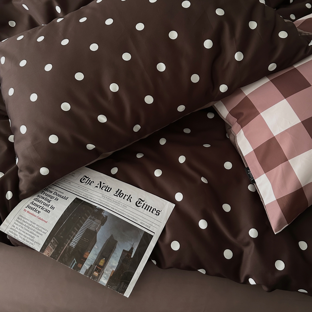 91家纺网 家纺一手货源 找家纺 柚可家居 2026新款50支数码活性套件-时光沸点（控价+送手提袋）套件会员减10元 严格控价券后不低于 318和338元 时光沸点（枕套波点+格子）