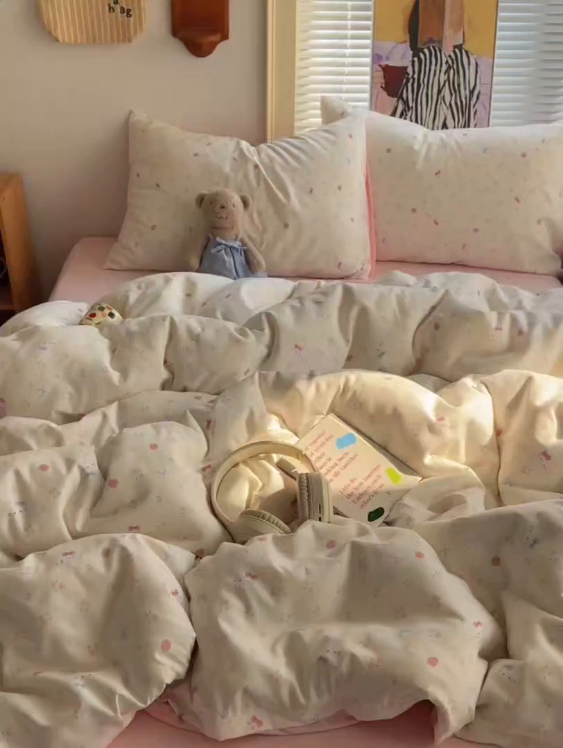 91家纺网 家纺一手货源 找家纺 星禾优选 2025新款A类仿棉四件套古法水洗棉小清新印花四件套单被套系列(提供买家秀) 奶皮猫-米