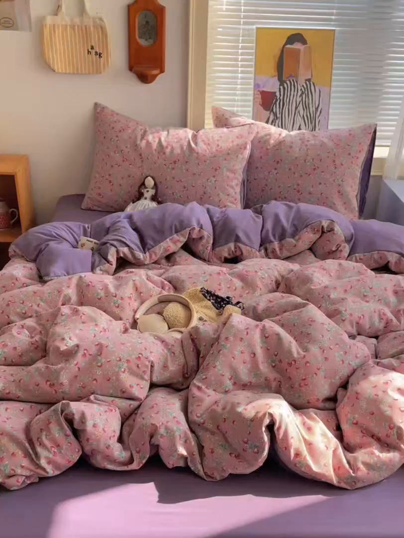 91家纺网 家纺一手货源 找家纺 星禾优选 2025新款A类仿棉四件套古法水洗棉小清新印花四件套单被套系列(提供买家秀) 野草莓