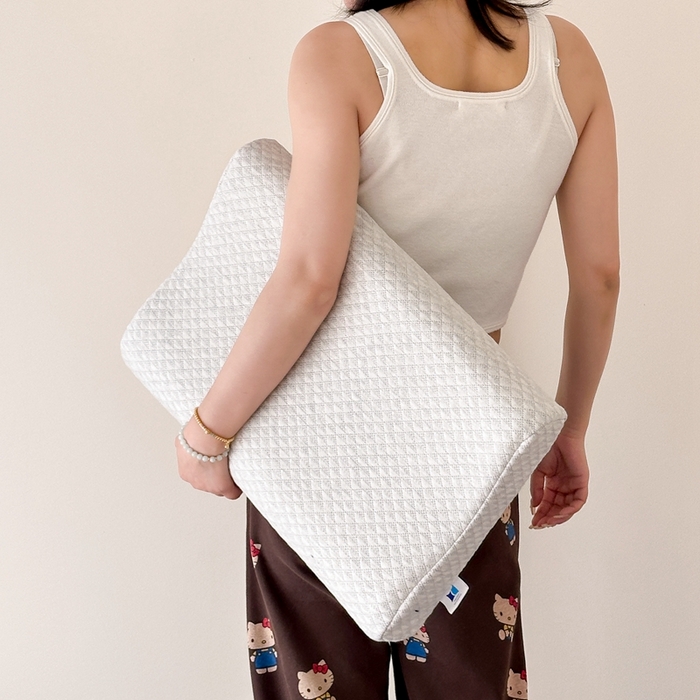 91家纺网 家纺一手货源 找家纺 （总）伟邦枕芯 2025新款针织波浪青少年零压记忆枕枕头枕芯,白色