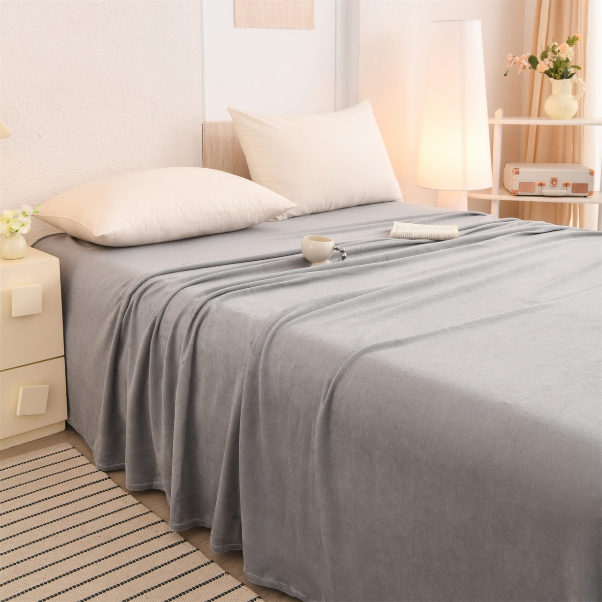 91家纺网 家纺一手货源 找家纺 瑶瑶家居 2025年新款简约纯色牛奶绒单床单床单单件单品床单 钻石灰