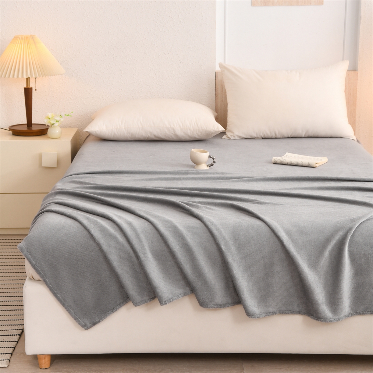 91家纺网 家纺一手货源 找家纺 寝美资家居 2025新款简约纯色牛奶绒单床单床单单件单品床单 钻石灰