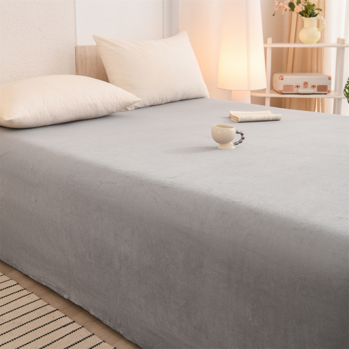 91家纺网 家纺一手货源 找家纺 寝美资家居 2025新款简约纯色牛奶绒单床单床单单件单品床单 钻石灰