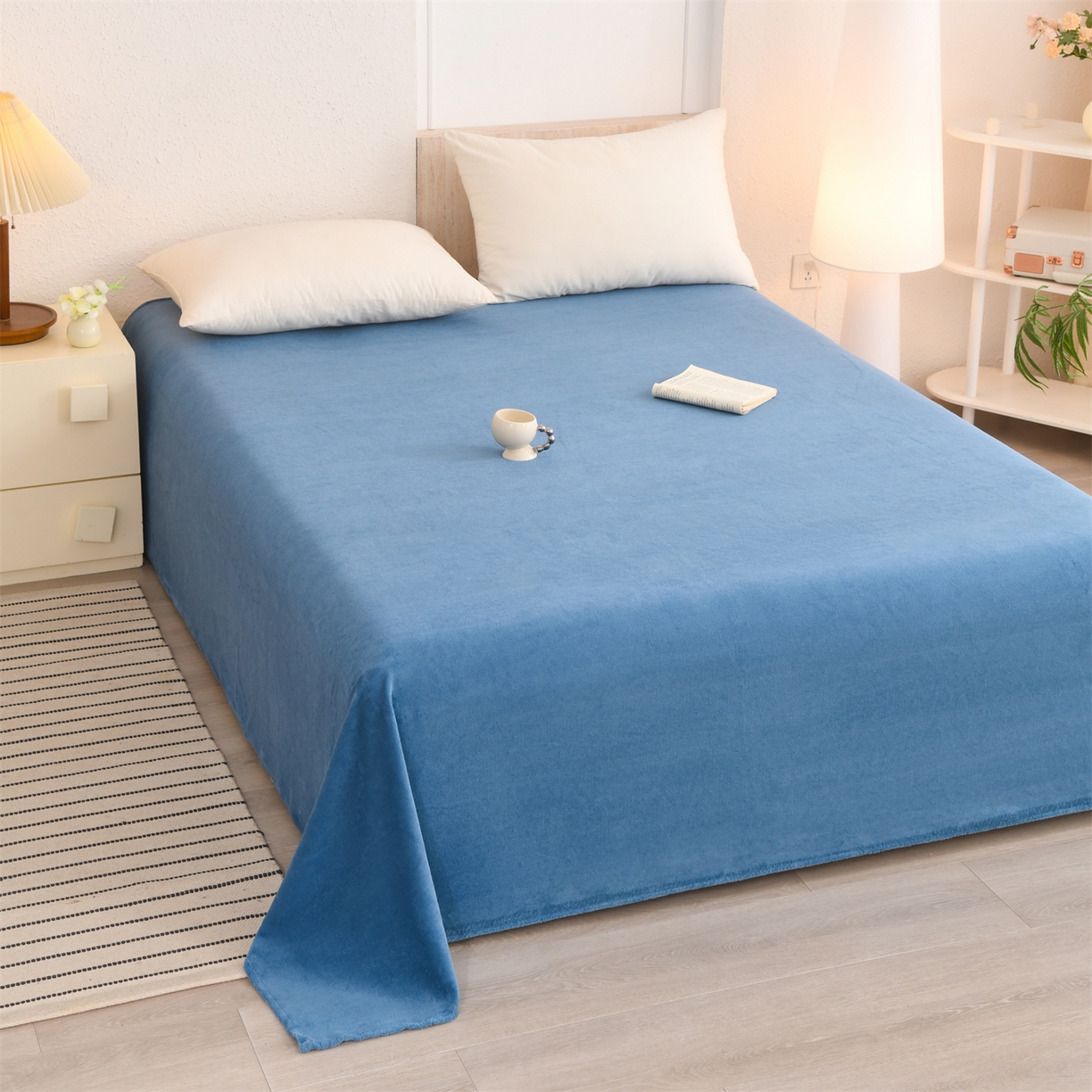 91家纺网 家纺一手货源 找家纺 寝美资家居 2025新款简约纯色牛奶绒单床单床单单件单品床单 宾利蓝