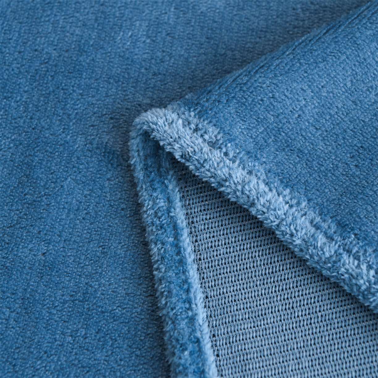 91家纺网 家纺一手货源 找家纺 寝美资家居 2025新款简约纯色牛奶绒单床单床单单件单品床单 宾利蓝