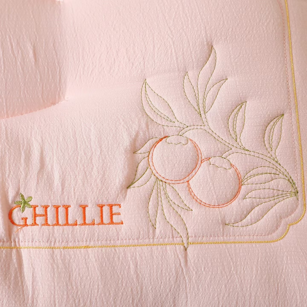 91家纺网 家纺一手货源 找家纺 露函家居 2025新款大橘大利枕头枕芯 粉色