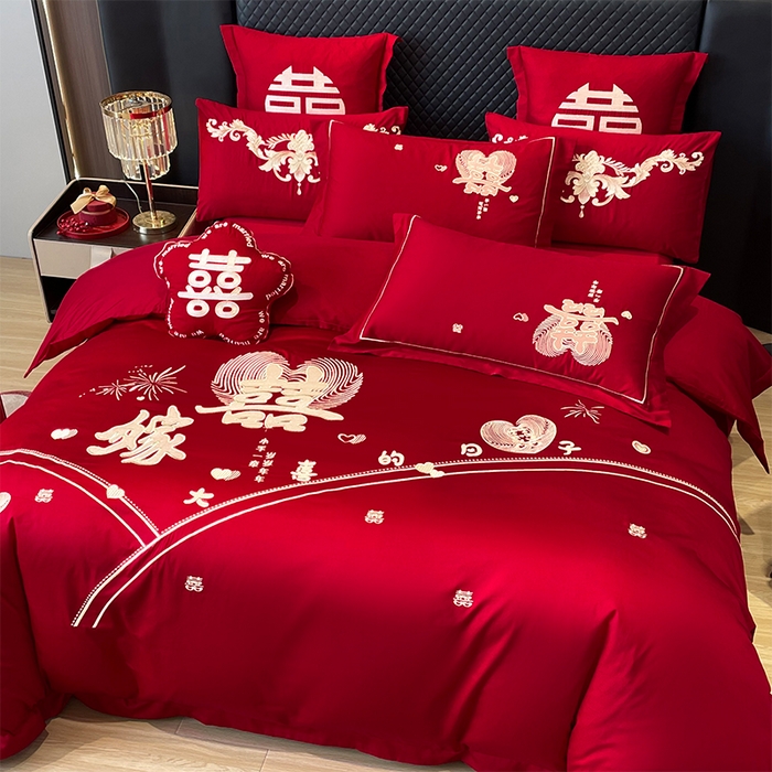 91家纺网 家纺一手货源 找家纺 芊囍纺 2024新款亲肤双面磨毛刺绣款婚庆四件套 大喜的日子