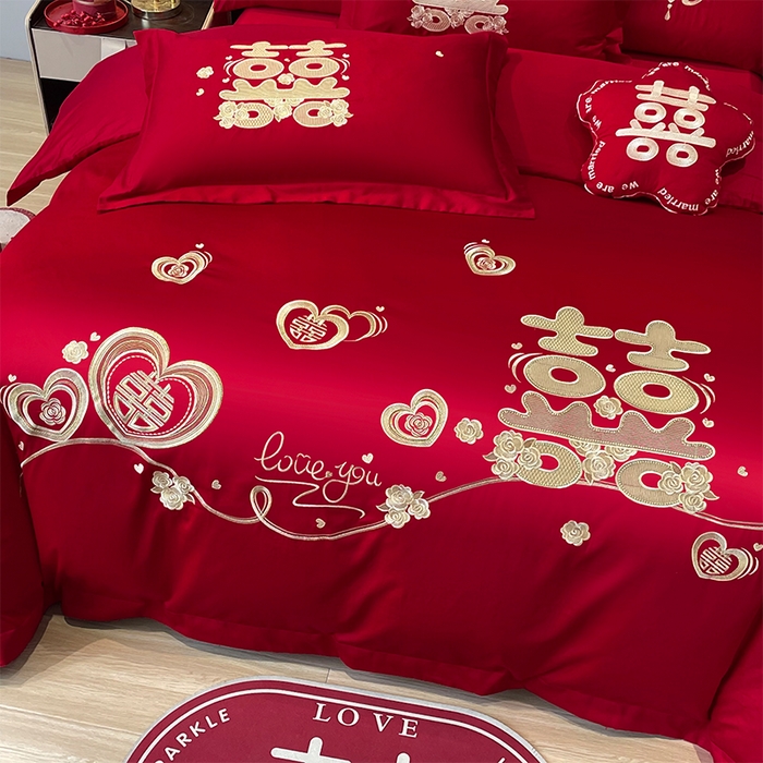 91家纺网 家纺一手货源 找家纺 芊囍纺 2024新款亲肤双面磨毛刺绣款婚庆四件套 囍宴