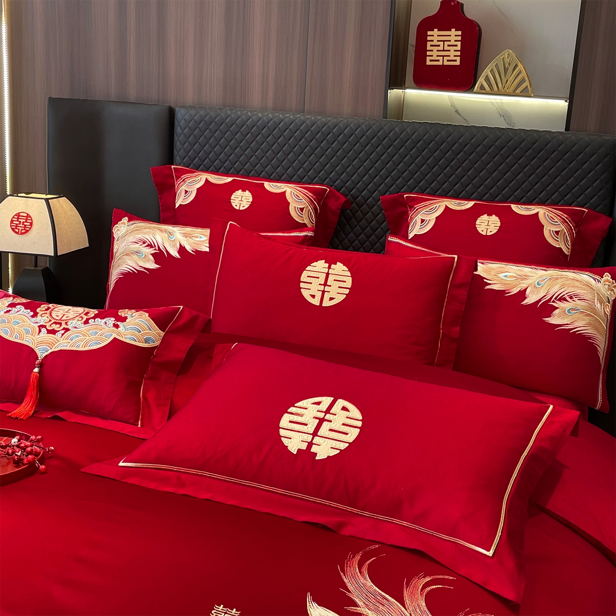 91家纺网 家纺一手货源 找家纺 芊囍纺 2024新款亲肤双面磨毛刺绣款婚庆四件套 龙凤约定