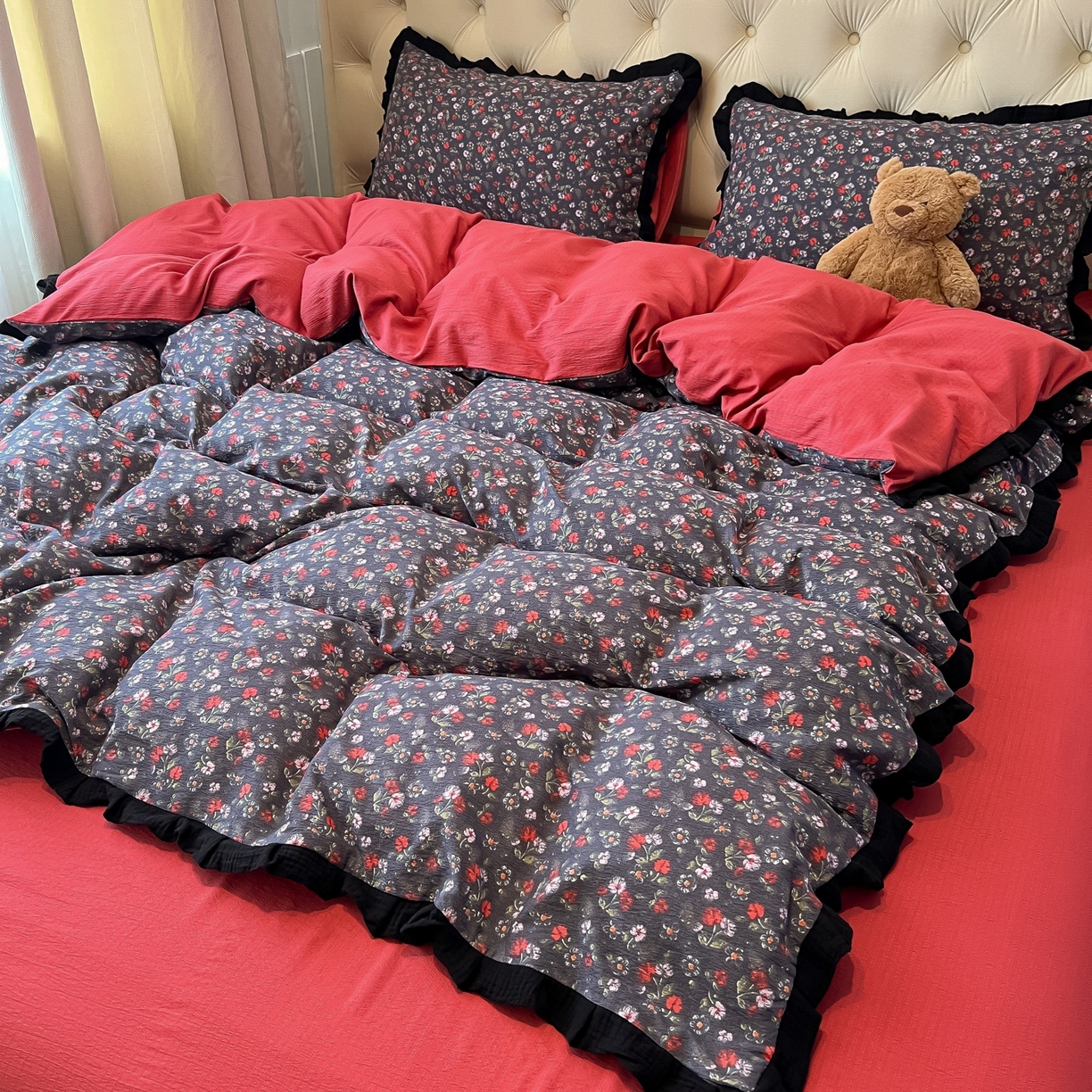 91家纺网 家纺一手货源 找家纺 繁花家居 2025秋意浓水洗邹邹棉云感木棉多层纱大花边四件套直播外贸爆款 木耳小花边-海棠红