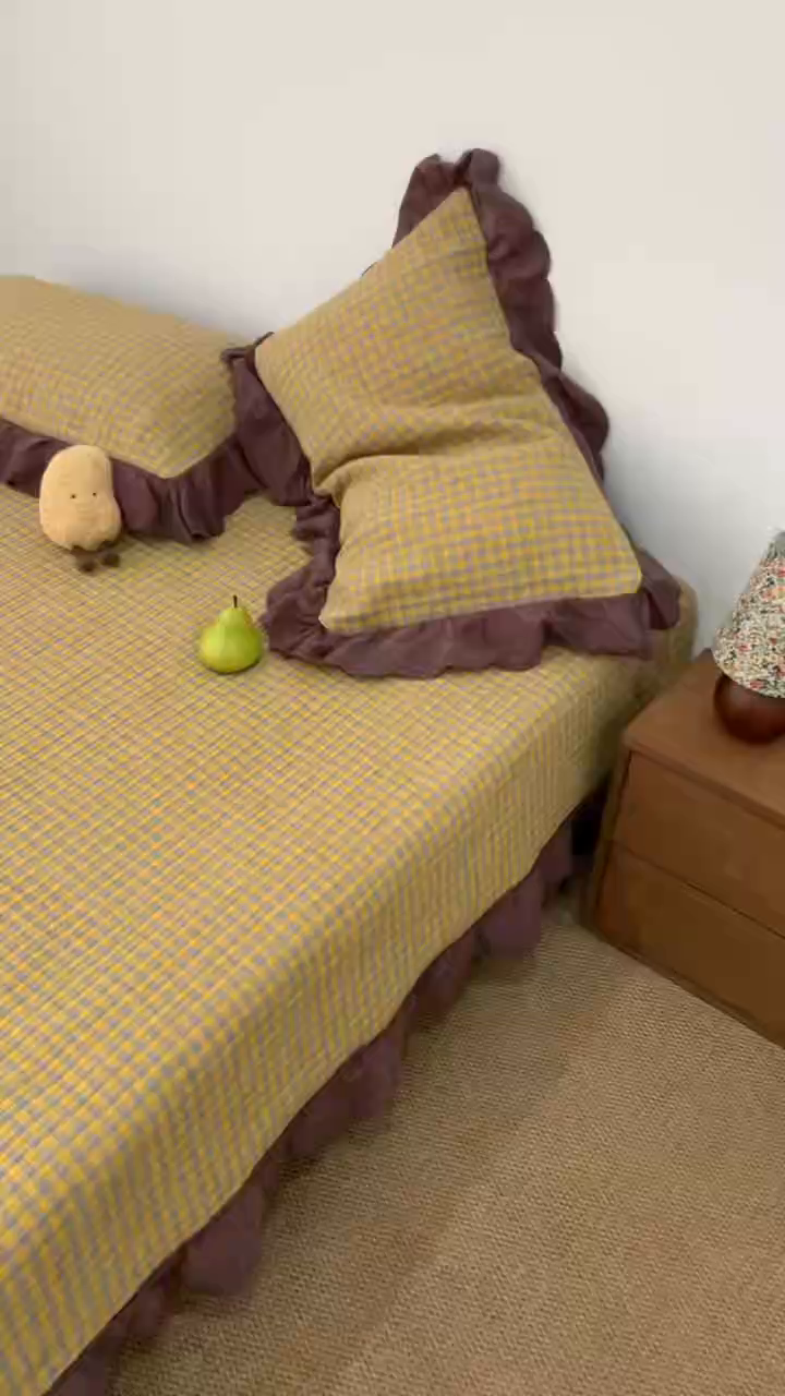 91家纺网 家纺一手货源 找家纺 床盖工厂店 2025新款双面全棉纯棉填充棉花花边款床盖三件套芸素 芸素-黄