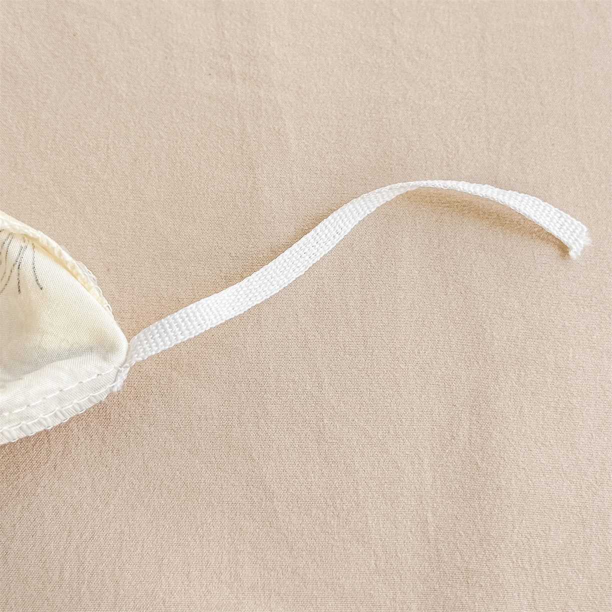 91家纺网 家纺一手货源 找家纺 梦庭帛美 2026新款云朵A类三层纱印花四件套（提供买家秀） 漫花蝶舞