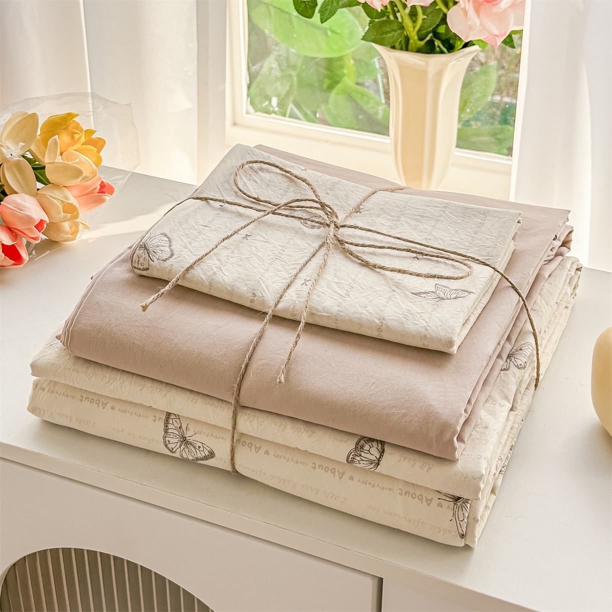 91家纺网 家纺一手货源 找家纺 梦庭帛美 2026新款云朵A类三层纱印花四件套（提供买家秀） 漫花蝶舞