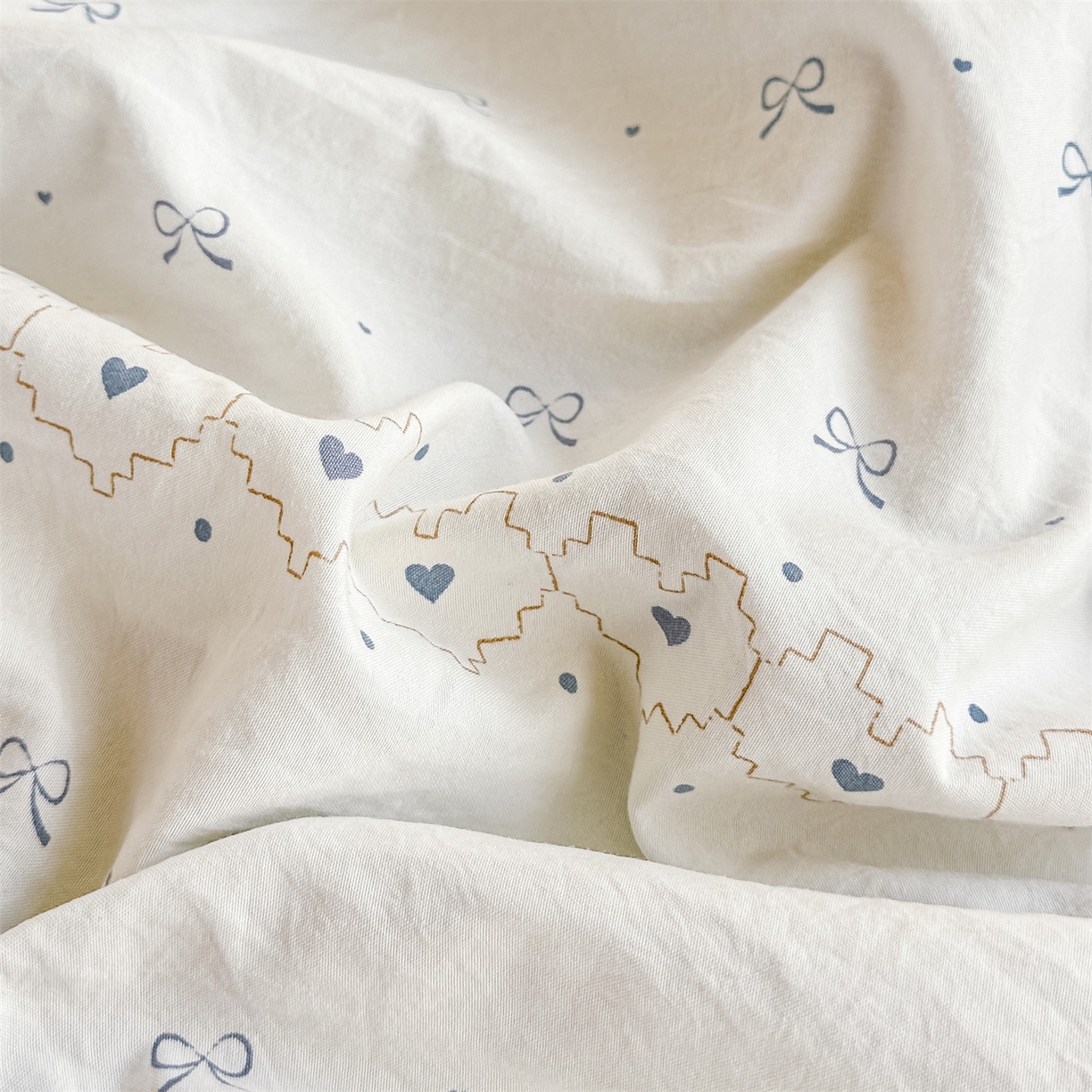 91家纺网 家纺一手货源 找家纺 梦庭帛美 2026新款云朵A类三层纱印花四件套（提供买家秀） 小情调