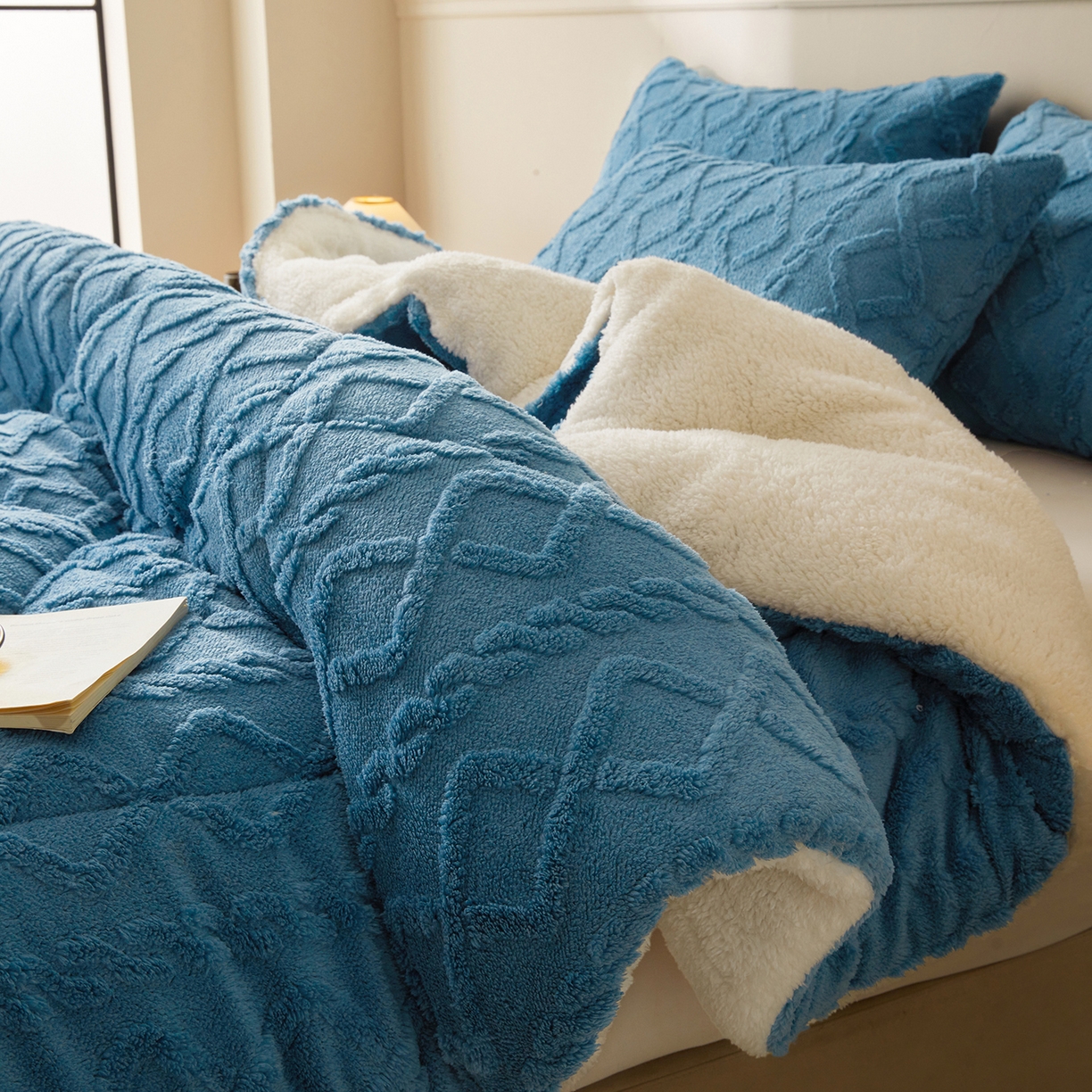 91家纺网 家纺一手货源 找家纺 （总）晓时候 2025新款塔芙绒冬被羊羔绒北极绒加厚被子被芯