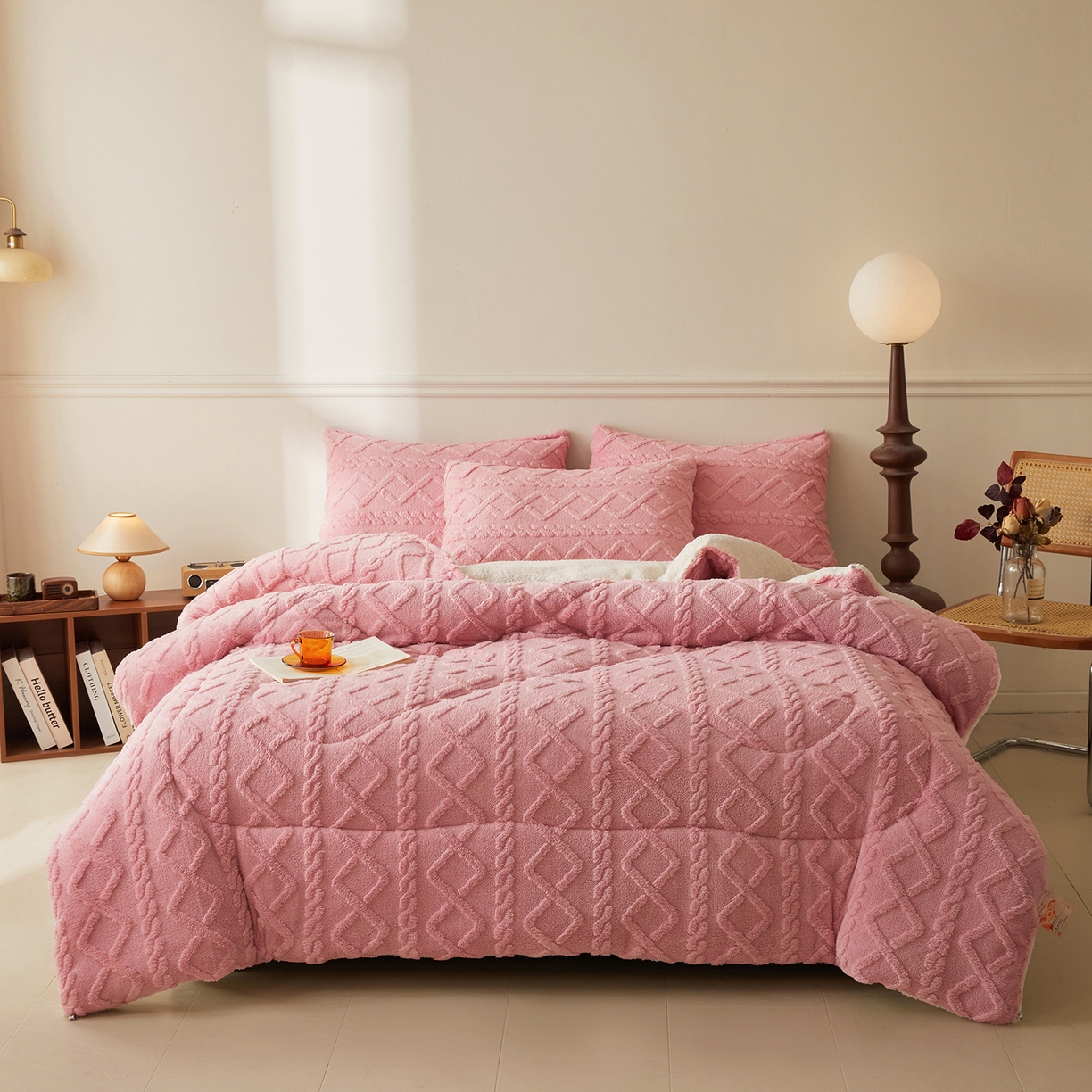 91家纺网 家纺一手货源 找家纺 晓时候 2025新款塔芙绒冬被羊羔绒北极绒加厚被子被芯 豆沙粉