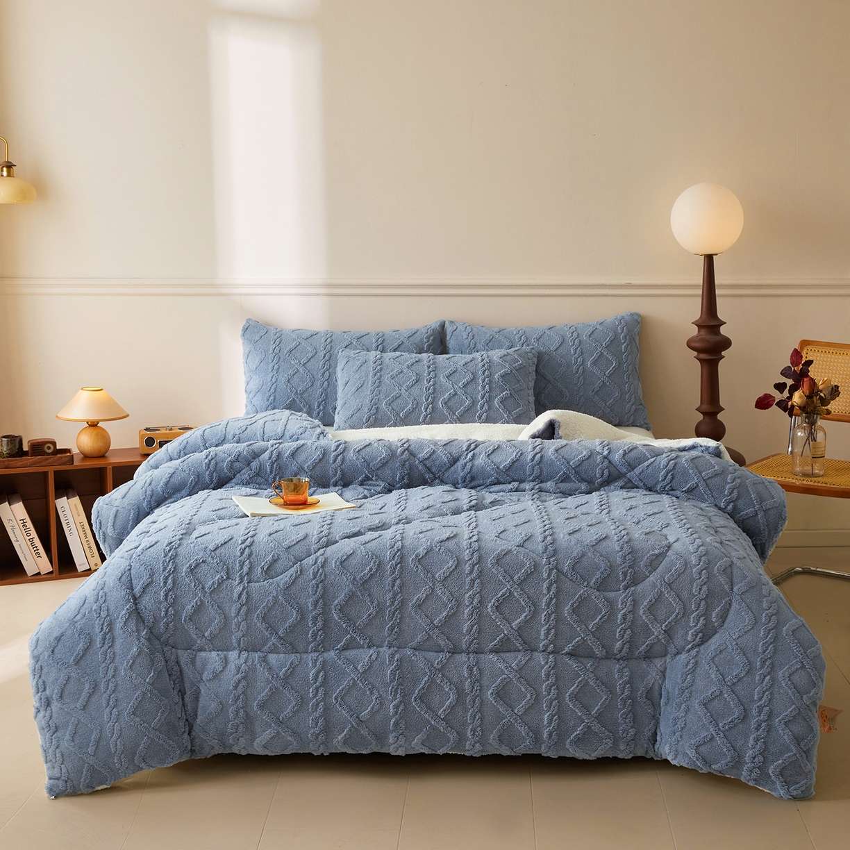 91家纺网 家纺一手货源 找家纺 晓时候 2025新款塔芙绒冬被羊羔绒北极绒加厚被子被芯 静谧蓝