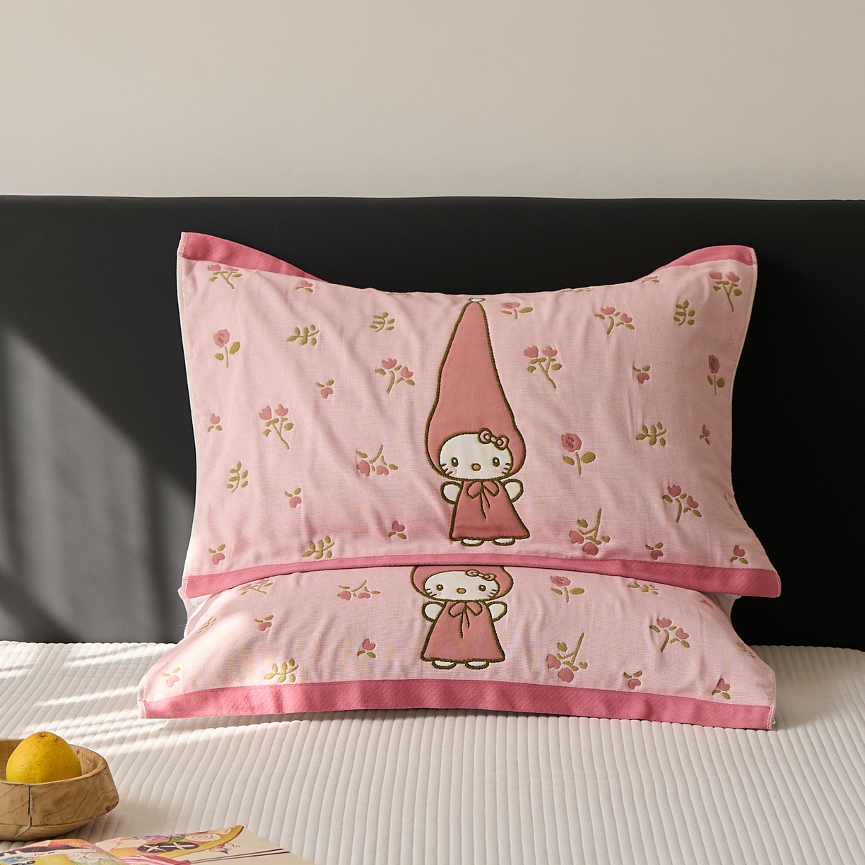 91家纺网 家纺一手货源 找家纺 沐瑟家纺 2025新款纯棉纱布枕巾八层枕巾-發 花香凯蒂