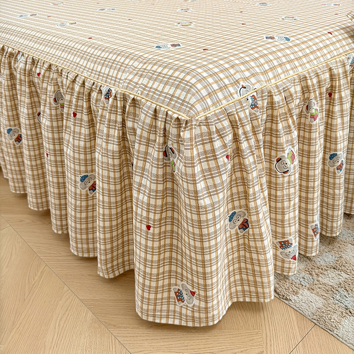 91家纺网 家纺一手货源 找家纺 名优家纺 2026新款12868全棉小清新印花四件套单品系列-床裙三件套 帽子比熊