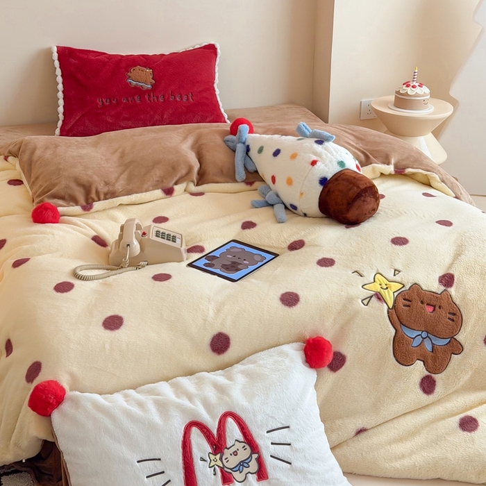 91家纺网 家纺一手货源 找家纺 桔子家纺 2025秋冬新款兔兔绒美式复古系列四件套 coco可可（四件套）