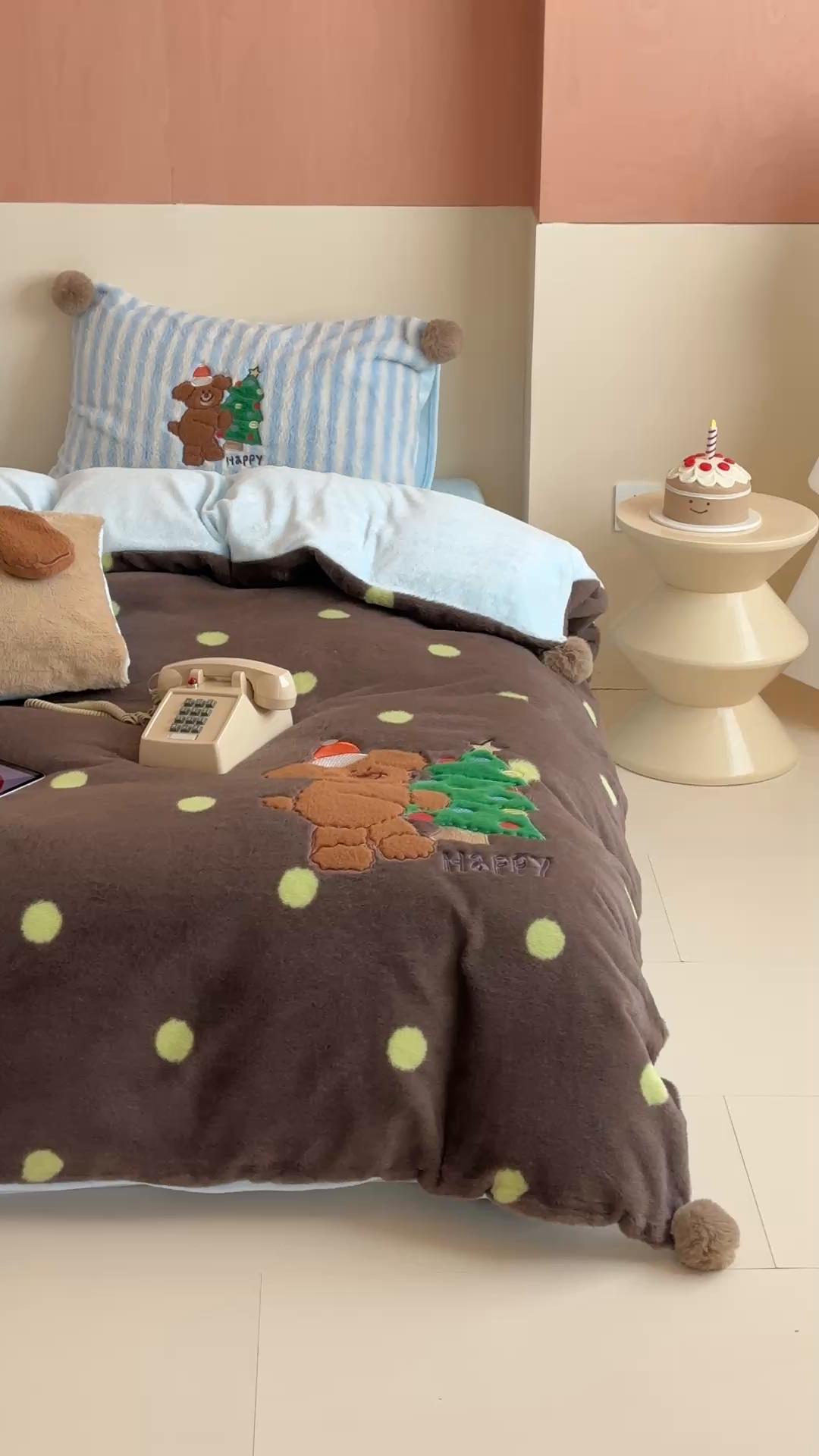 91家纺网 家纺一手货源 找家纺 桔子家纺 2025秋冬新款兔兔绒美式复古系列四件套 查理（四件套）