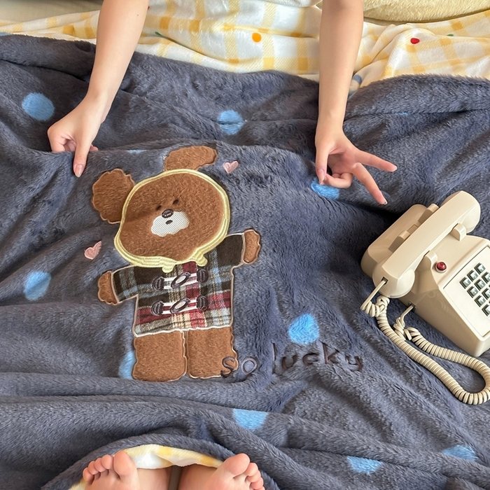 91家纺网 家纺一手货源 找家纺 桔子家纺 2025新款秋冬兔兔美式复古兔兔皮草毯毯子多功能盖毯 吉米（毯子）