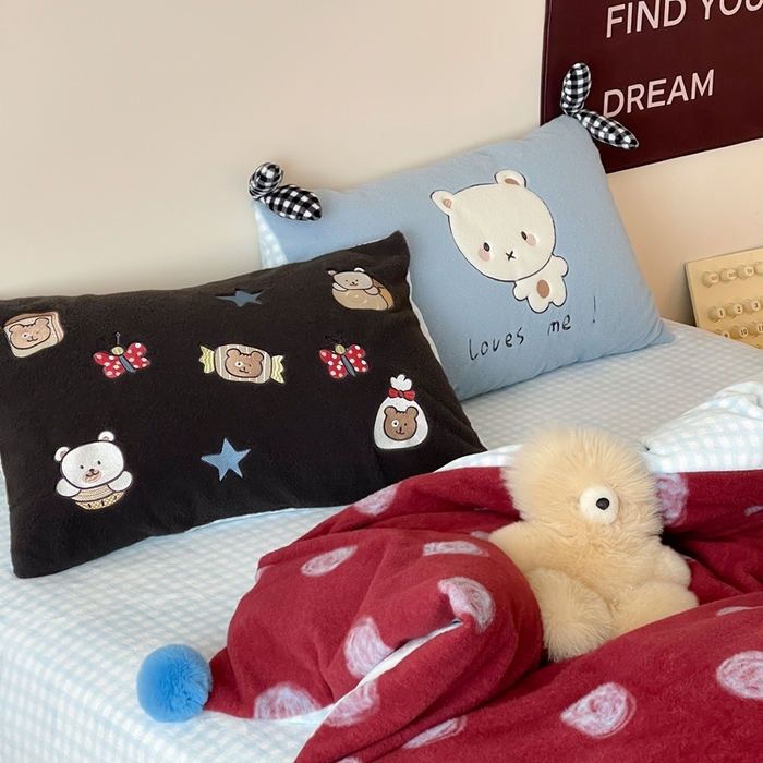 91家纺网 家纺一手货源 找家纺 桔子家纺 2025秋冬新款羊毛绒mi兔系列四件套 复古红波点