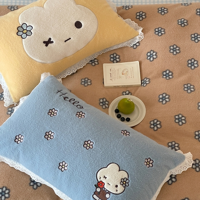 91家纺网 家纺一手货源 找家纺 桔子家纺 2025秋冬新款羊毛绒mi兔系列四件套 黄油mi兔