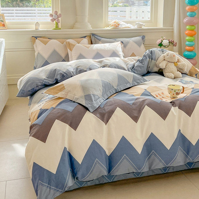 91家纺网 家纺一手货源 找家纺 名优家纺 2026新款12868全棉小清新印花四件套单品系列-单被套 几何飞船