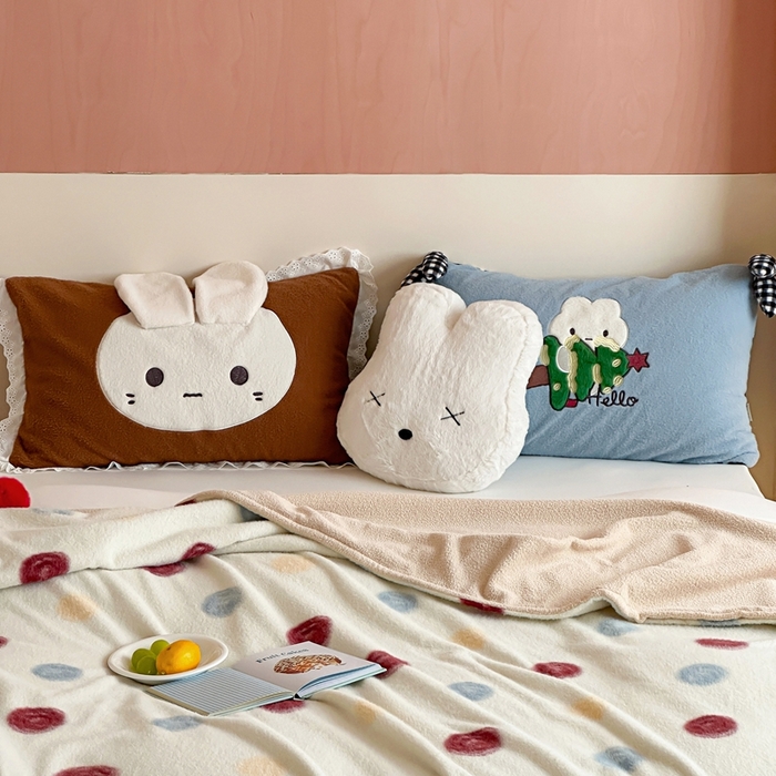 91家纺网 家纺一手货源 找家纺 （总）桔子家纺 2025新款秋冬mi兔羊毛绒系列盖毯毯子多功能盖毯