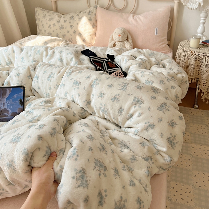 91家纺网 家纺一手货源 找家纺 （总）山茶家纺 2025新款牛奶绒印花四件套-中古系列