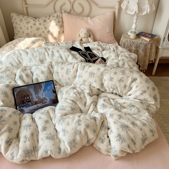 91家纺网 家纺一手货源 找家纺 （总）山茶家纺 2025新款牛奶绒印花四件套-中古系列