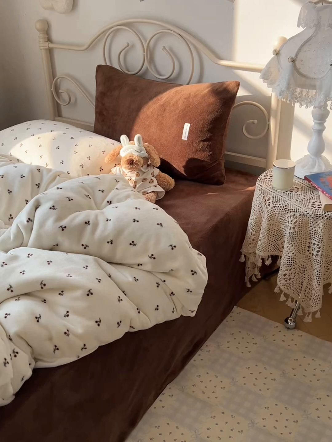 91家纺网 家纺一手货源 找家纺 山茶家纺 2025新款牛奶绒印花四件套-中古系列 中古车厘子