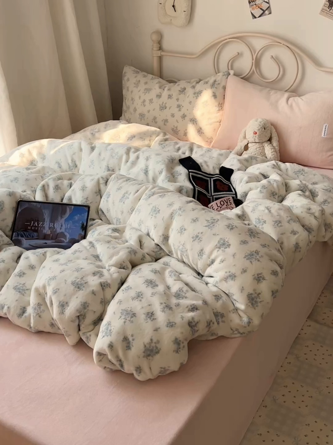 91家纺网 家纺一手货源 找家纺 （总）山茶家纺 2025新款牛奶绒印花四件套-中古系列