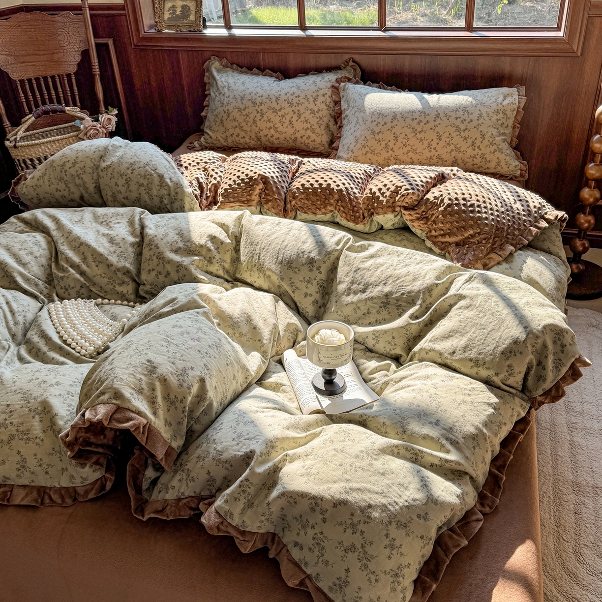 （总）黛馨 2025秋冬新款棉加绒全棉双层纱宝宝绒工艺款花边四件套-花边款